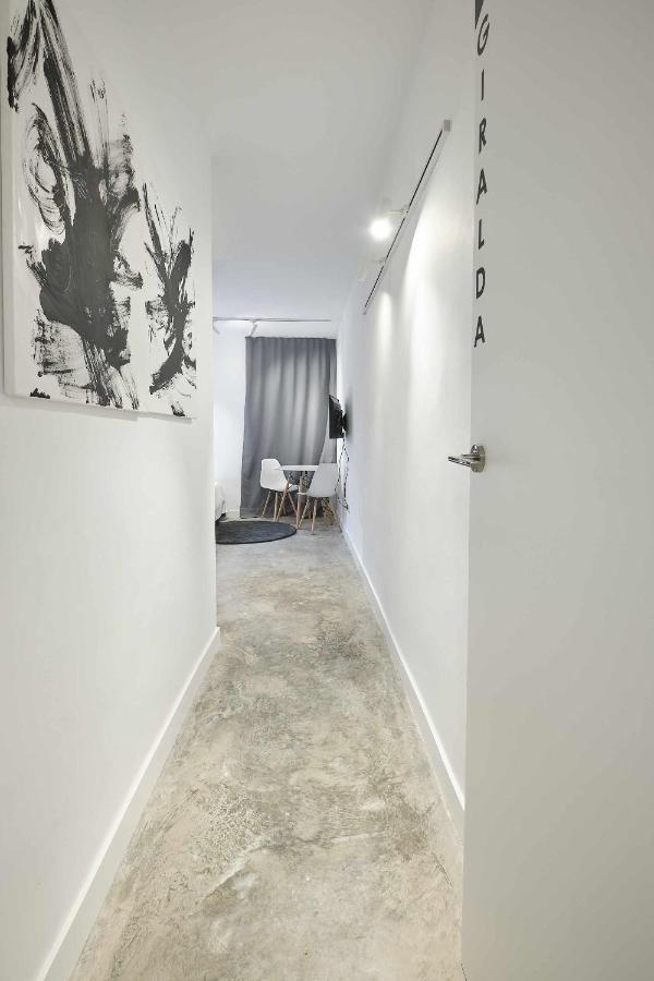 Giralda Modern & Luxury Apartment Seville Luaran gambar